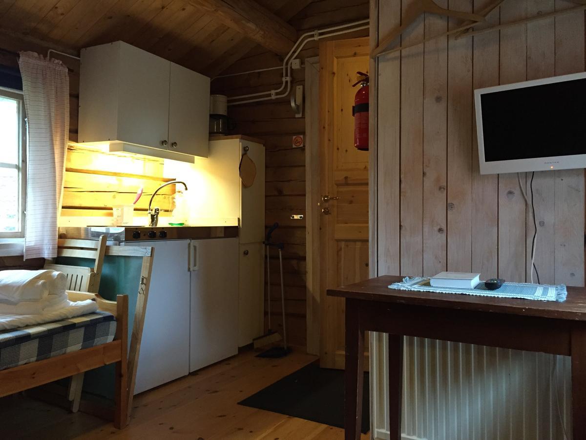 Sandvikengården Stugby Edane Rum bild